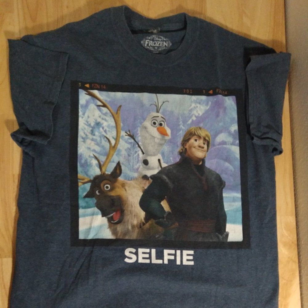 Disney Frozen Selfie Graphic T-Shirt